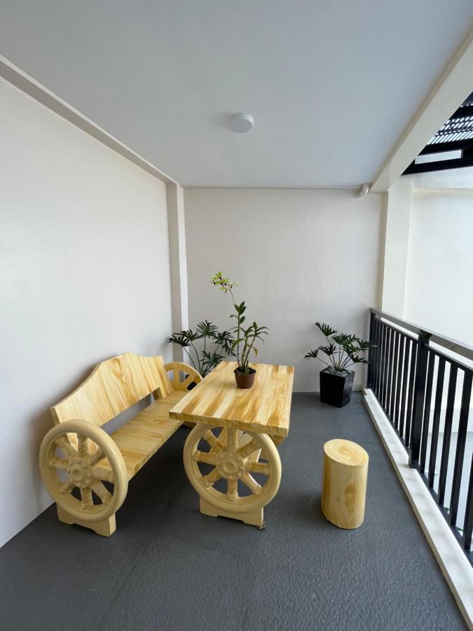 The Legacy Hotel Tayabas Esterno foto